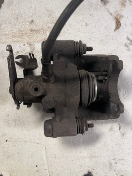 Супорт гальмівний праві iveco daily 29l 35s 99-14r. фото №1