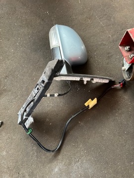 Vw golf 5 v plus lp5x зеркало правые передние 9pin фото №1