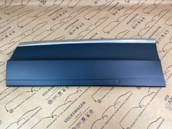 Gd tiguan 5na планка двері лівий зад 5na854949p фото №1