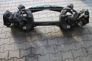 Балка подвешивание зад mercedes w213 2.2 cdi 16- фото №1