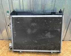 Pas комплект радіатор радіаторів ford fiesta mk7 рестайлінг 1.0 ecoboost 17-18 фото №1