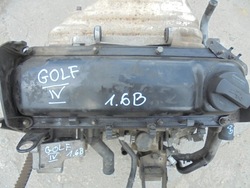 Кришка клапанів golf iv 1.6b фото №1