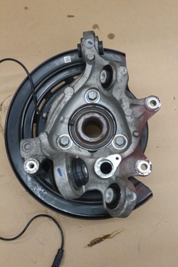 2016 camaro zl1 поворотный кулак зад задняя левая ступица фото №1