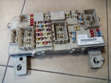 Коробка запобіжників ford focus ii оригінал x фото №1