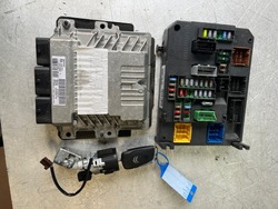 Набір стартовий citroen c4 ii b7 1,6 ehdi 9678628780 фото №1