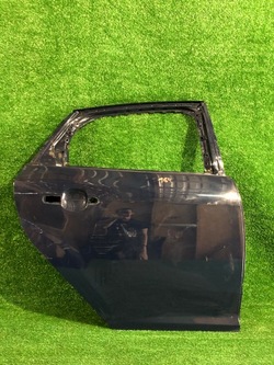 Двері праві задні ford focus mk3 hb фото №1