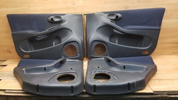 Боковина оббивка двері перед зад комплект fiat stilo фото №1