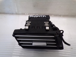 Решітка повітропровід ліва mercedes w212 e клас фото №1