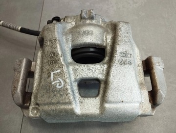 Audi a5 8t суппорт левый перед фото №1