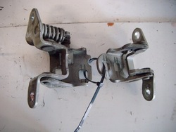 Sebring iii 3 06-10 петлі двері праві перед фото №1