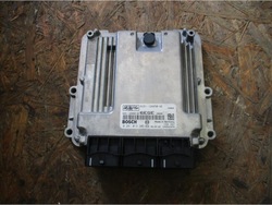 Компьютер land rover freelander ii 2 2.2 td4 6g91-12a650-ae 0281013202 6ege фото №1