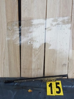 Скло бокова ліва задня лівий зад renault clio i рестайлінг 5d фото №1