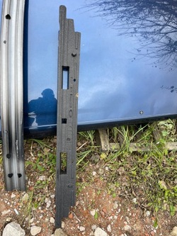 Абсорбер бампера зад mustang фото №1