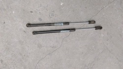 Амортизатор скла зад jeep grand cherokee wk wh 05- фото №1