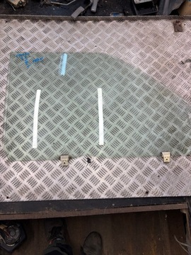 Стекло дверь правые перед opel campo фото №1