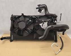 Комплект радіатор mitsubishi asx 10-23 1611728280 фото №1