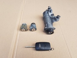 Замок зажигания + ключ + 2 вкладыши / audi a2 99-05 / 4b0905851c / проверенная фото №1