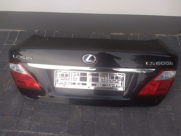 Lexus ls 600h зад крышка лампа фото №1