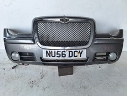 Chrysler 300c 05-11 бампер ксенон фото №1