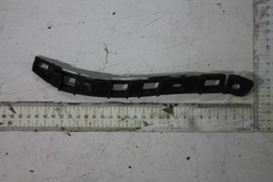 Ковзун правий зад a1768850121 mercedes w176 12-18 фото №1