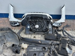 Jeep compass trailhawk комплектний перед капот бампер лампа pas переднє фото №1