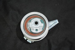 Натягувач ремінь vw passat b8 04l109243c=g фото №1