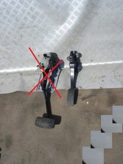 Peugeot 4007 c-crosser 2.4 педаль газу фото №1