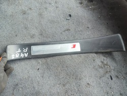 Планка накладка na поріг a4 b7 праві зад s line фото №1