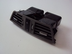 Решітка повітропровід mercedes e-klasa w207 2.2 фото №1