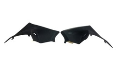 Mercedes w117 захист обшивка стійка лівий зад фото №1