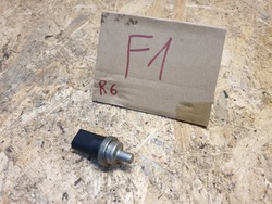 Датчик температури води vw golf plus 1,9 tdi фото №1