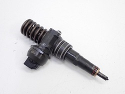 Насос-форсунка форсунка інжектор 0986441562 vw caddy iii 2k 2.0 sdi bdj 04r фото №1