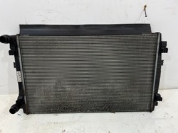 Радиаторов воды vw passat b8 1.6 2.0 tdi 5q0121251em сцепление фото №1