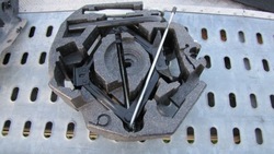 Набор ремонтный колёса домкрат ключ ушко буксировочные volvo xc90 ii 2016- фото №1