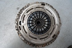 Vw beetle 5c 2.0 tsi зчеплення колесо двомасовий притиск диск комплект фото №1