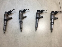 Инжектор peugeot 307 1.4 hdi 0445110135 фото №1