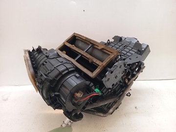 Обігрівач води корпус повітродувка peugeot 508 ii фото №1