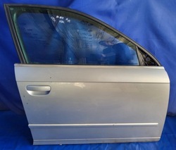 Дверь правые перед audi a4 b7 фото №1