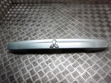 Накладка кришки багажника mitsubishi space star 1.6 16v mr245529 фото №1