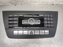 Mercedes c клас w204 радіо навігація a2049003211 фото №1