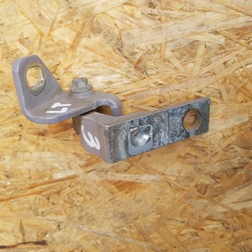 Ford focus mk3 10-18r петля двері лівий зад lb фото №1