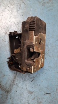 Замок дверь левый перед opel zafira фото №1