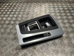 Audi q5 80a рамка кріплення mmi тунель 80b864261c фото №1