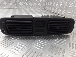 Решітка середня повітропровід corolla e11 55660-02030 фото №1