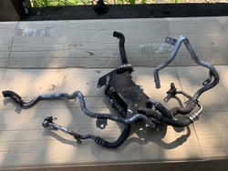 Радиаторов масла 4h0317021h audi a8 d4 4h идеальная фото №1