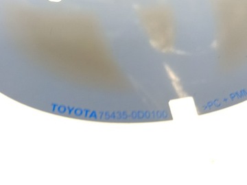 75435-0d010 tło емблеми кришки багажника yaris фото №1