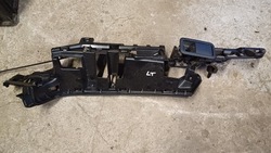 Peugeot 308 ii t9 защита кронштейн ролеты левый зад 9802262780 фото №1