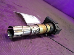 Seat leon i 99-05 1.6 котушка запалювання 036905715a фото №1