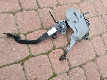 Педаль зчеплення європа renault clio iv фото №1