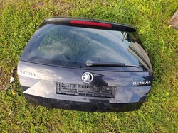 Кришка зад заднє skoda octavia iii універсал чорний magic задня багажника lf9r фото №1